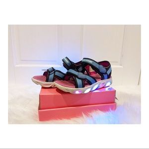 🌸🌸Skechers S Lights open toe sandal🌸🌸